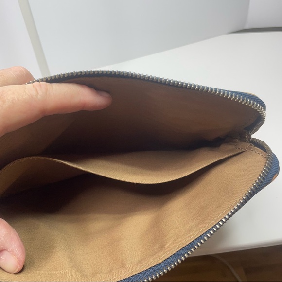 Fossil Small Clutch Bad or Makeup Bag  Purse Insert Coated Canvas Brown Beige - Picture 8 of 9